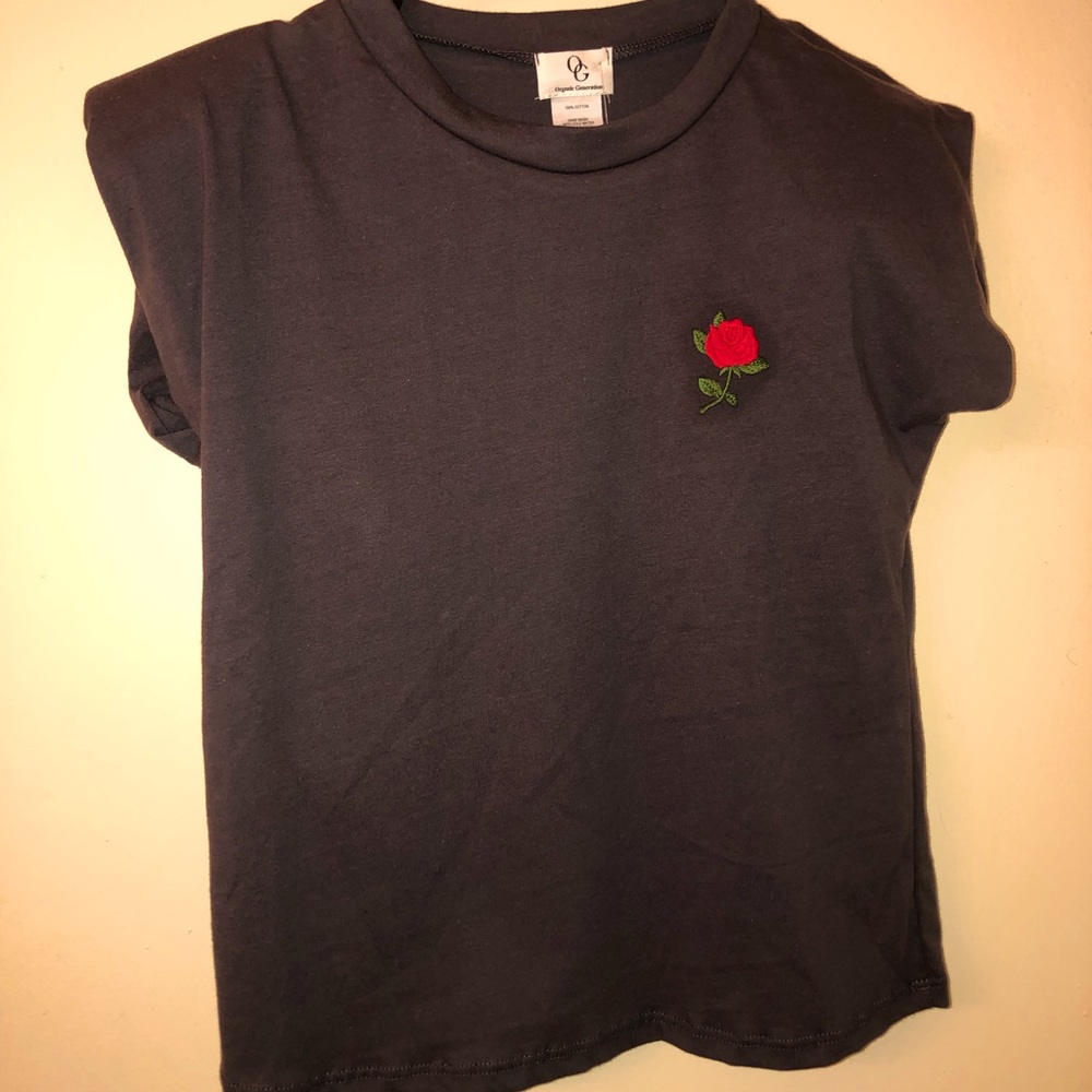 Organic Generation: Grey Rose embroidered tee